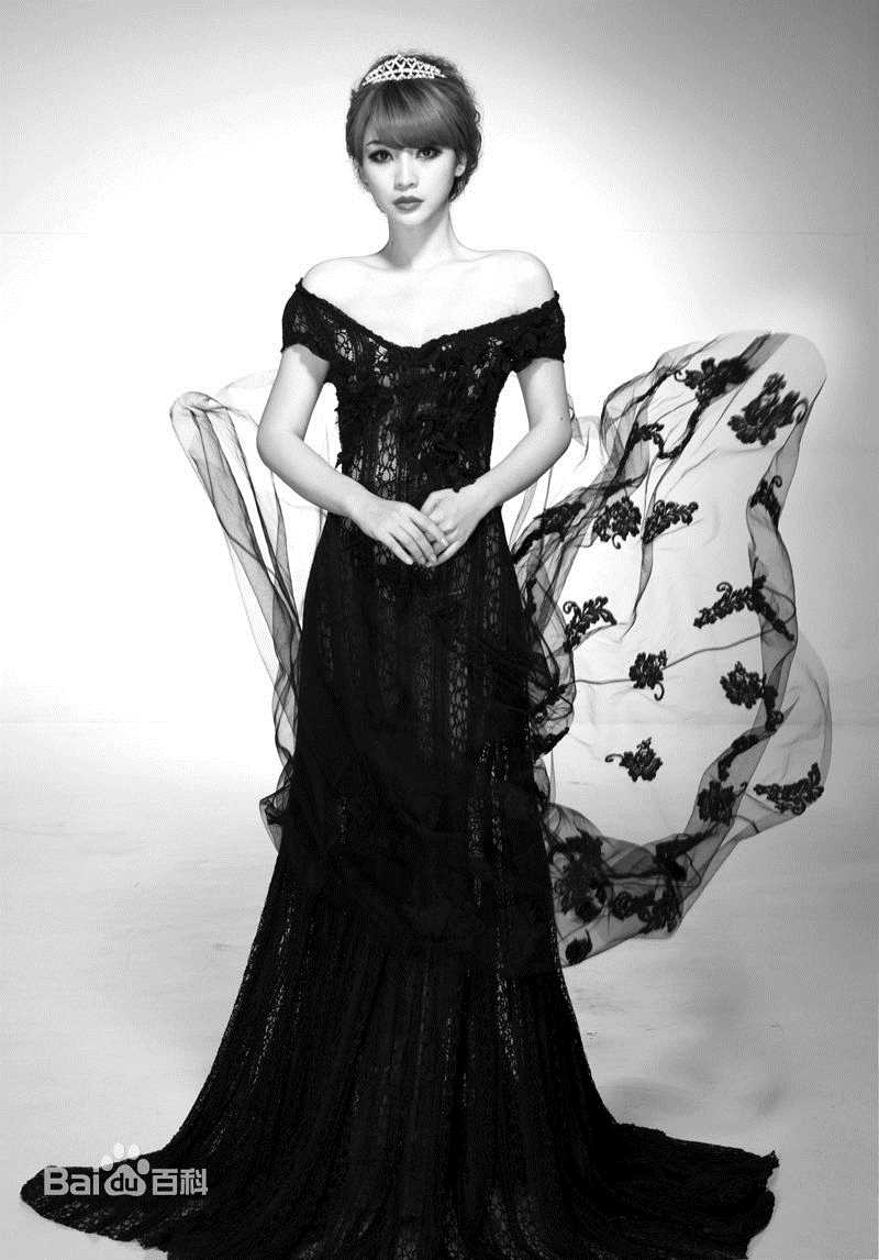 柳岩(Ada)的个人图册性感图片图集