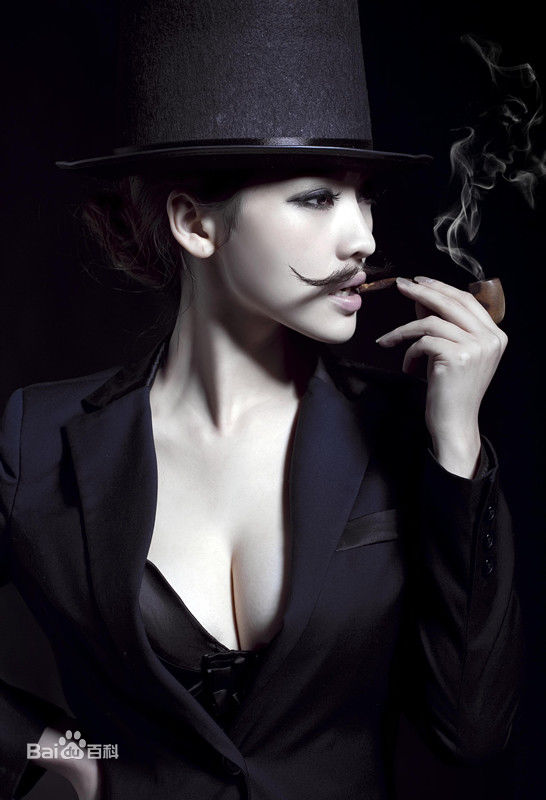 柳岩(Ada)的个人图册图册