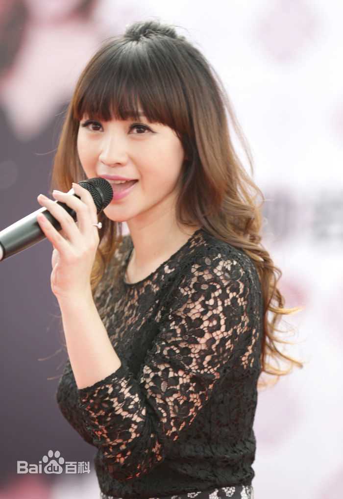 柳岩(Ada)的个人图册图册