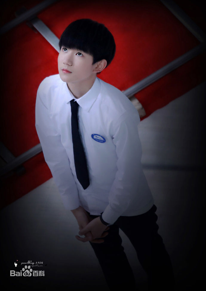 王源(Roy)超少年密码(饰演隋玉&002)壁纸壁纸