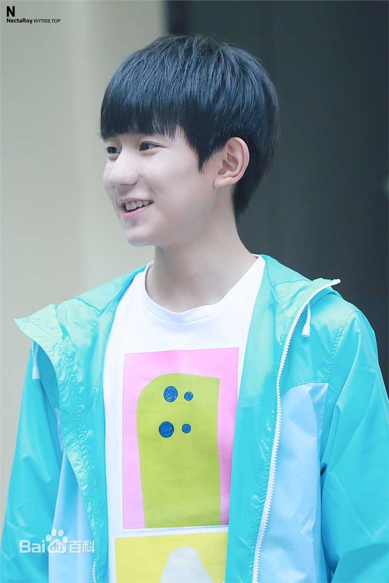 王源(Roy)超少年密码(饰演隋玉&002)壁纸壁纸