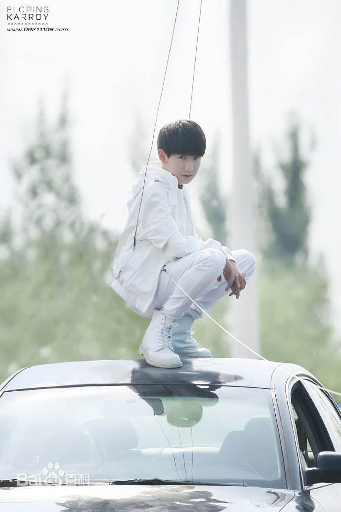 王源(Roy)超少年密码(饰演隋玉&002)壁纸壁纸