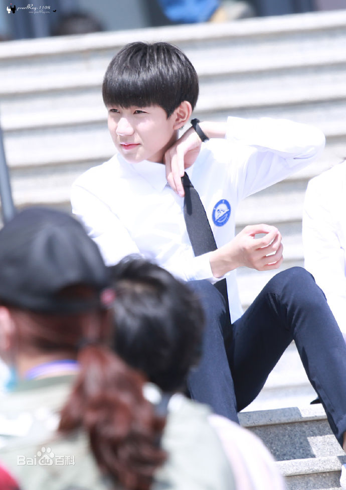 王源(Roy)超少年密码(饰演隋玉&002)壁纸壁纸