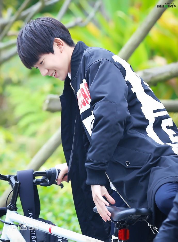 王源(Roy)超少年密码(饰演隋玉&002)壁纸壁纸