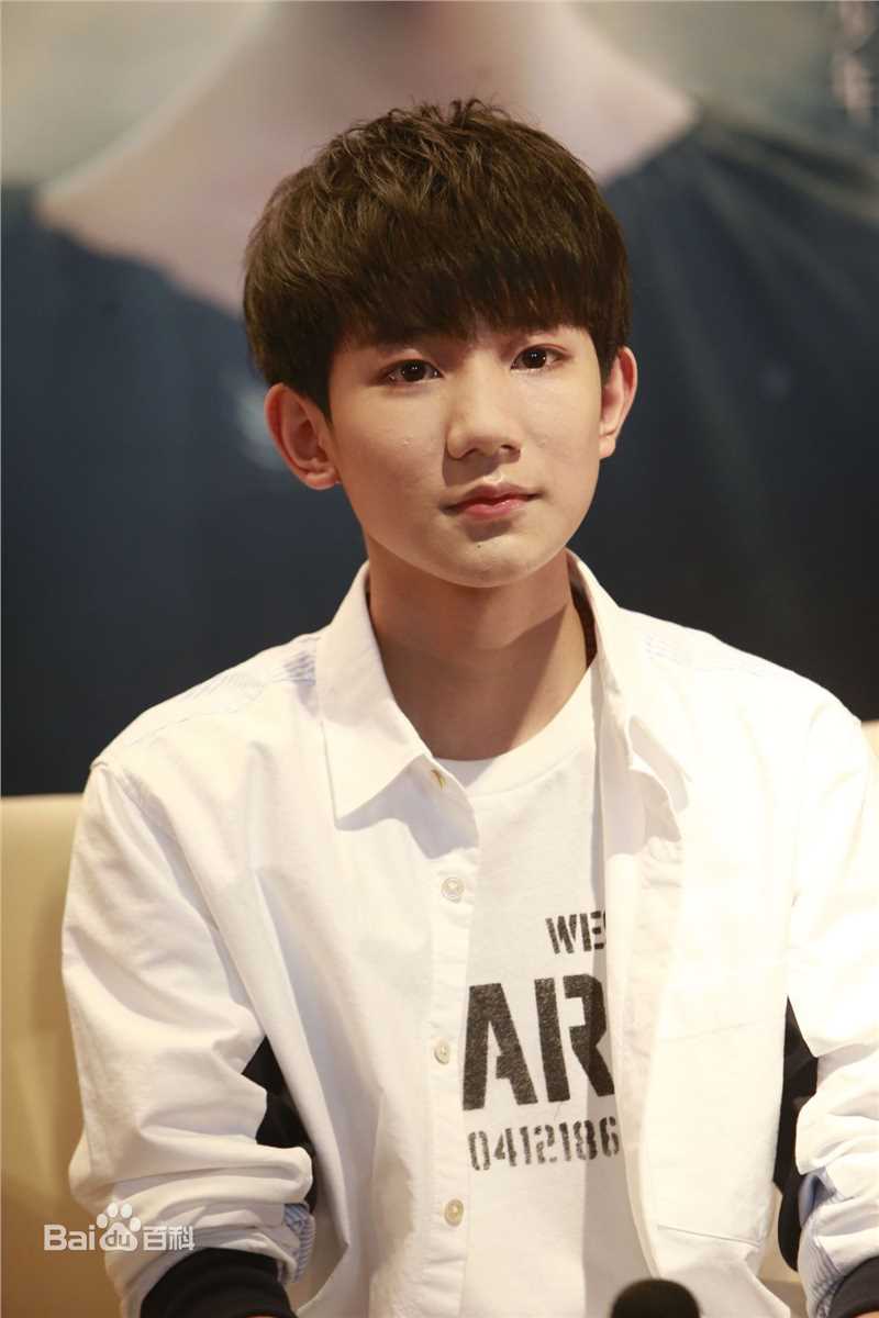 王源(Roy)160923爵迹路演采访壁纸壁纸