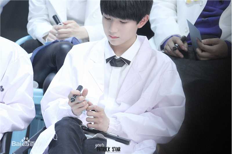 王源(Roy)150322快乐大本营生活照相册