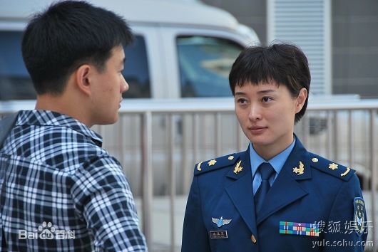 吴越(wuyue)2010年《远远地爱着你》剧照