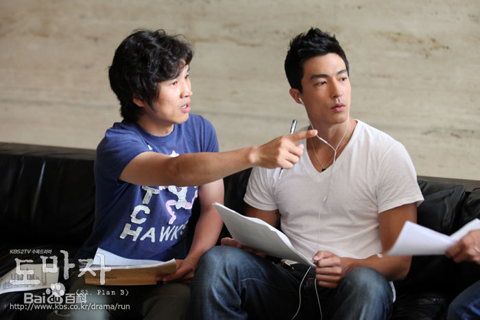 丹尼尔·亨利(Daniel Phillip Henney)出演韩剧前后照片