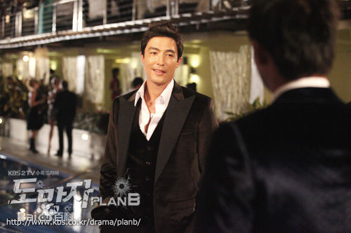 丹尼尔·亨利(Daniel Phillip Henney)出演韩剧前后照片