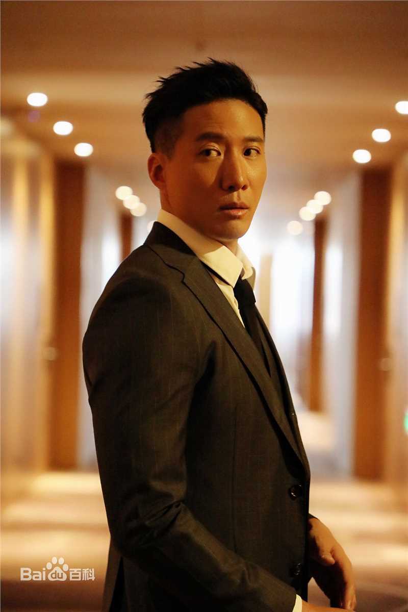 洪天照(Sammy Hung)生活照前后照片