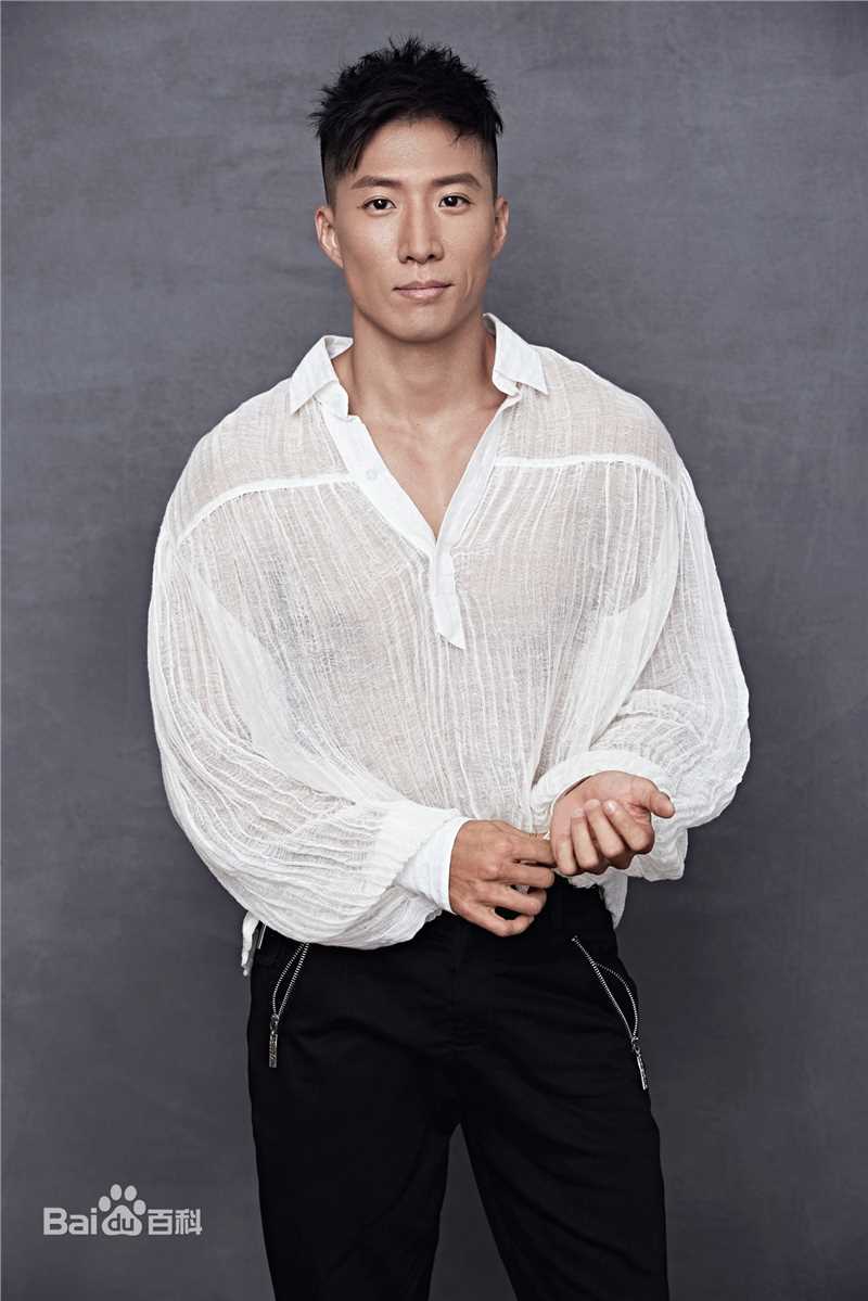 洪天照(Sammy Hung)生活照前后照片