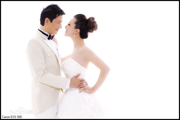 黄小蕾(Huang Xiaolei)婚纱照性感图片图集