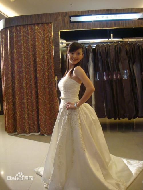 黄小蕾(Huang Xiaolei)婚纱照性感图片图集