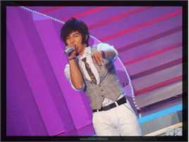 汪东城(Jiro Wang)2008.4.8第八届蒙牛音乐风云榜生活照相册