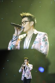 许绍洋(Ambrose)参加新片宣传壁纸壁纸