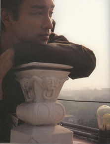 最优质张国荣(原名张发宗)(Leslie Cheung(英)、レスリーチャン(日))在2000年 《庆》中的相册