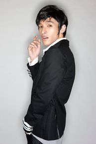 黄又南(You-Nam Wong)前后照片