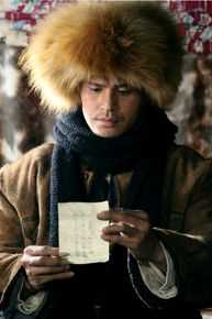 高清游大庆(Yuki Daki)在《东北剿匪记》饰演杨剑锋中的图集