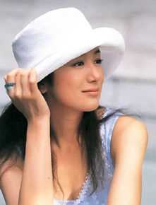 最新铃木京香(すずき きょうか)性感图片