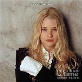 艾米莉·德瑞文(Emilie de Ravin)艾米莉素颜照相册