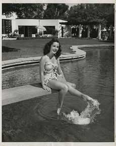 伊丽莎白·泰勒(Elizabeth Taylor)精彩图册