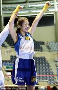 李诗英(Lee Si Young)拳击素颜照相册