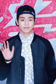 李玹雨((韩)Lee Hyun Woo(英)イヒョヌ(日))出席活动前后照片