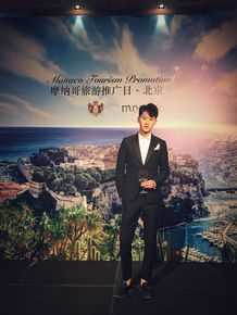 李柄辉出席活动性感图片图集