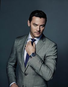 最新卢克·伊万斯(Luke Evans)性感图片