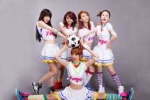 最新蜜女团显性感,化身宝贝助威世界杯_壁纸