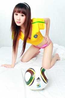 最全长发刘海清纯足球少女壁纸