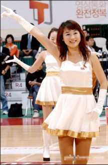 特别专辑清纯可爱的韩国篮球美女图片
