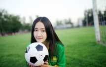 精选校园清新MM钟情绿荫赛场图册