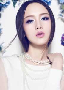 余陈秋子高冷美艳