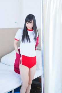 优质清纯学妹那奈体育课图片