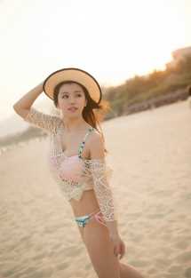 优质高清海边清凉美女刘希娅图片