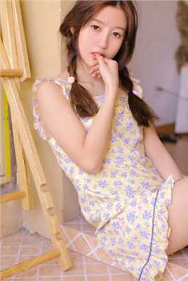 精选阳光小美女碎花连衣裙清纯养眼个性图册