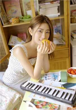 高清甜美漂亮女孩清纯气质白虎御姐吊带长腿图集