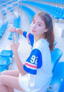 特别专辑水嫩氧气美女校花清纯养眼迷人梦幻图片图片