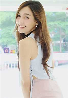 优质泰国美女Pichyada,Chatkamjaroen清纯私房图片