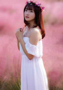 高清长发美女户外纯白清纯唯美图册