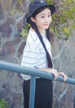 精选清纯小女生户外个人照图册