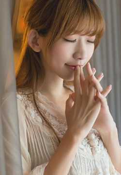 最新清纯美女校花唯美壁纸桌面壁纸