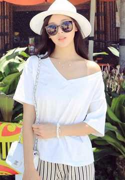 清纯可爱美女谢梦Tse夏日旅拍照