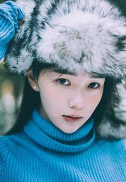 特别专辑雪地里的清纯美女唯美图片