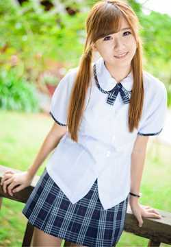特别专辑学生装美女思娴清纯唯美外拍图片