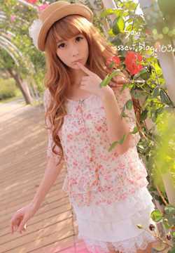 优质清纯女孩郝静清新户外写照相册