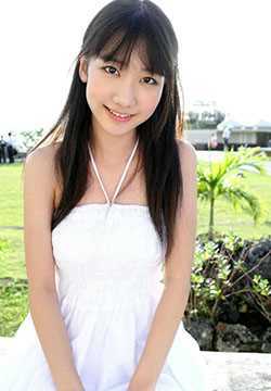 日本少女柏木由紀清纯迷人