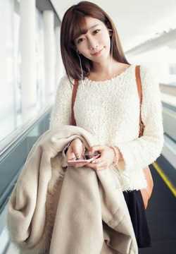 高清清纯美女陈潇街头迷人照图集