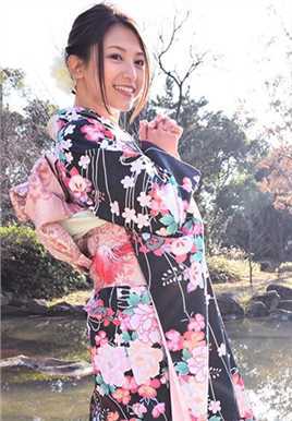 最全日本美女,美女车模市原彩花和服私房照壁纸